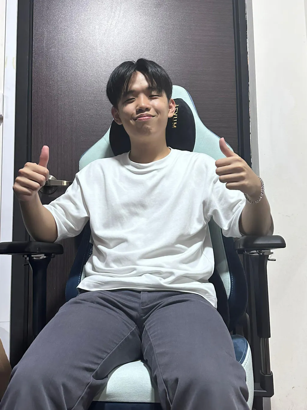 Buy Aevum Gaming Chair Singapore Best Gaming Chair Online