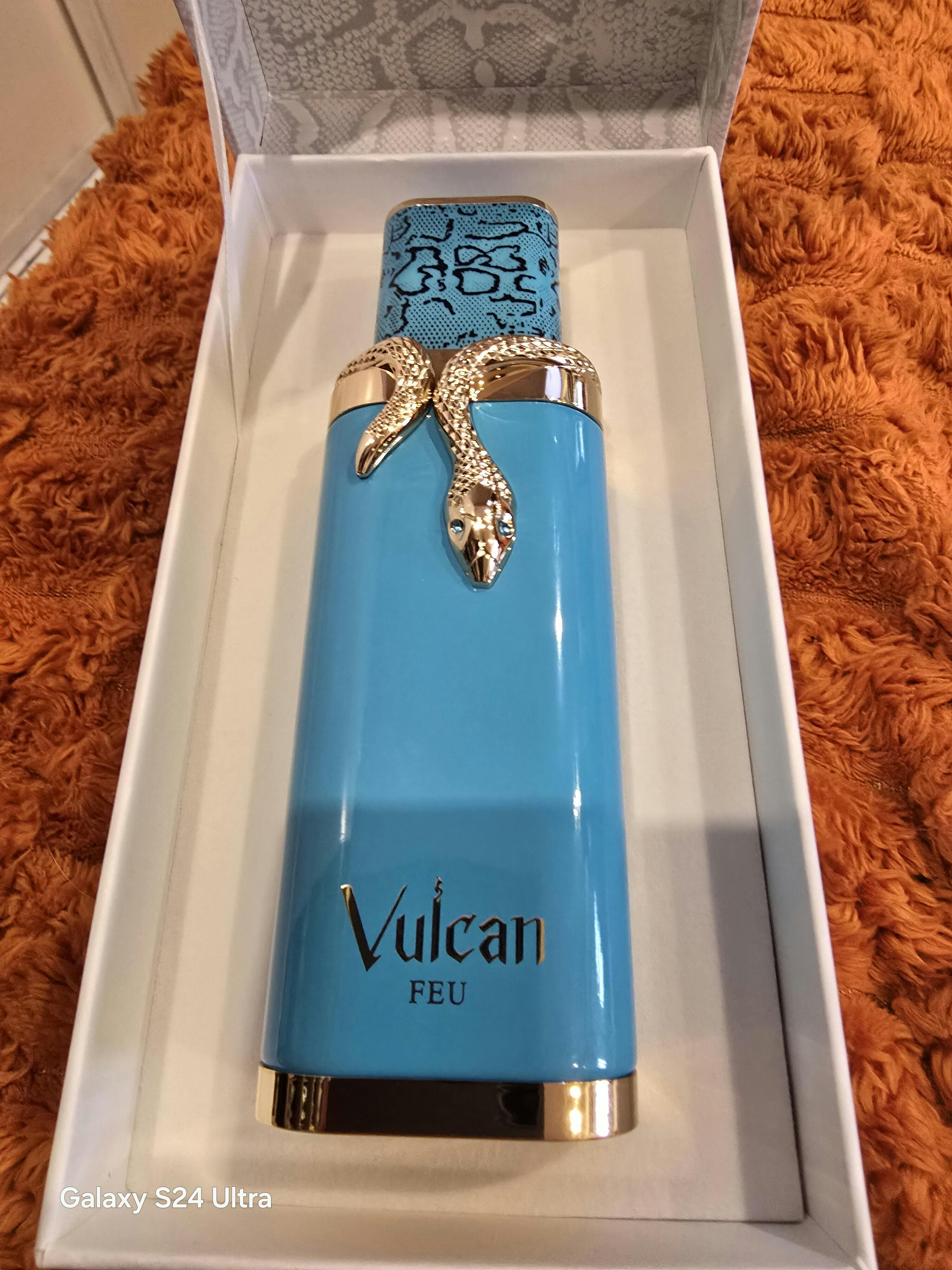 Vulcan Feu FRENCH AVENUE Oriental Amaderado — Arabic Parfums