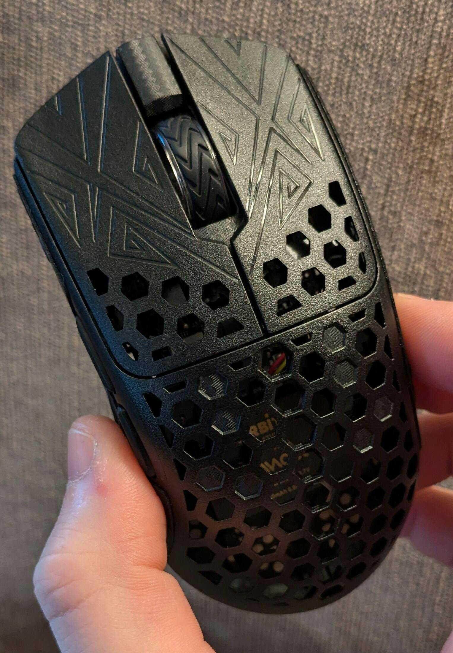 マウス・トラックボール Arbiter Studio AKITSU TENKO® - AKITSU SMALL 38g Carbon Fiber 8K Wireless Gaming Mouse