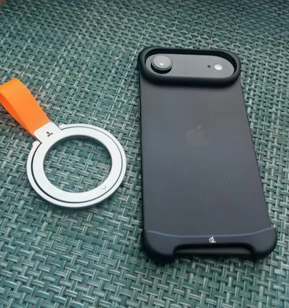 Arc Pulse x Lisa for iPhone 16 Pro