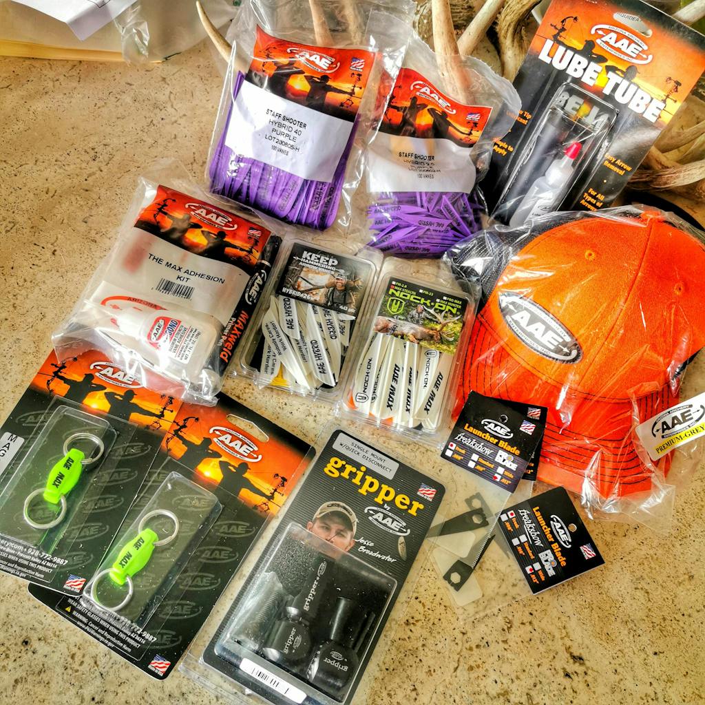 AAE KEEP HAMMERING Hybrid 26 Arizona Archery Enterprises Inc.