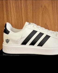 Exclusivo: Tênis Grand Court Signature Customizado Galo ATL Mineiro + *BRINDE 1x Caneca Oficial* - EDIÇÃO LIMITADA