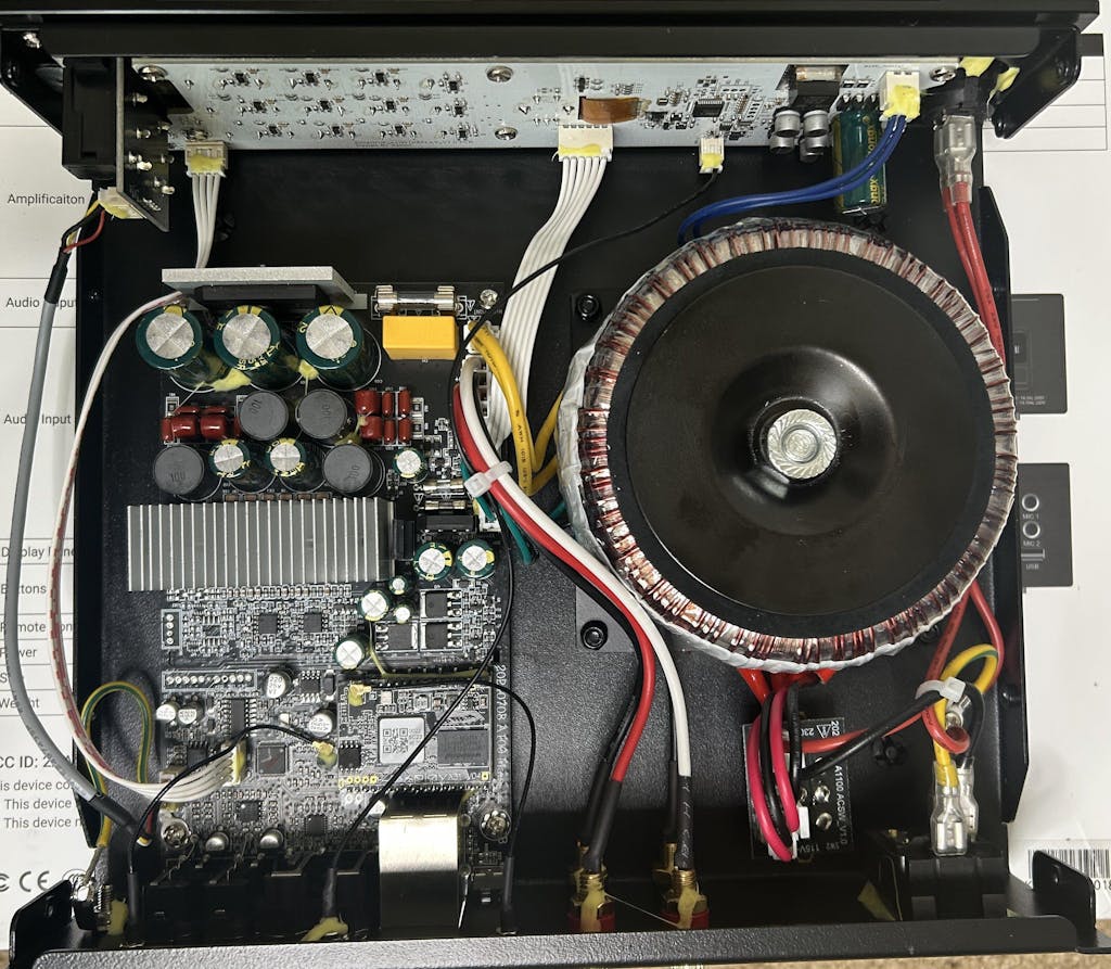 A100 100W x 2 Power amplifier with FM