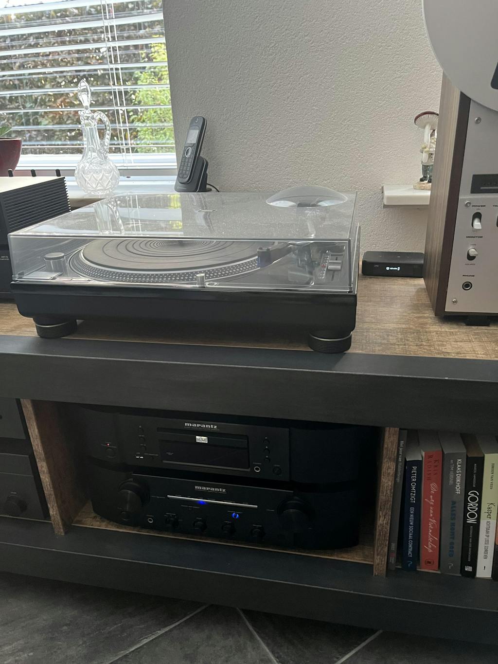 LP10 AirPlay 2 and Google Cast Music Streamer