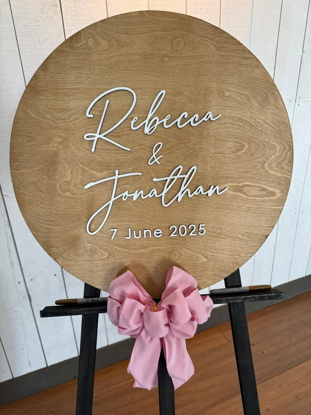 Personalized Wedding Guestbook Alternative - Round Wooden Wedding Sign