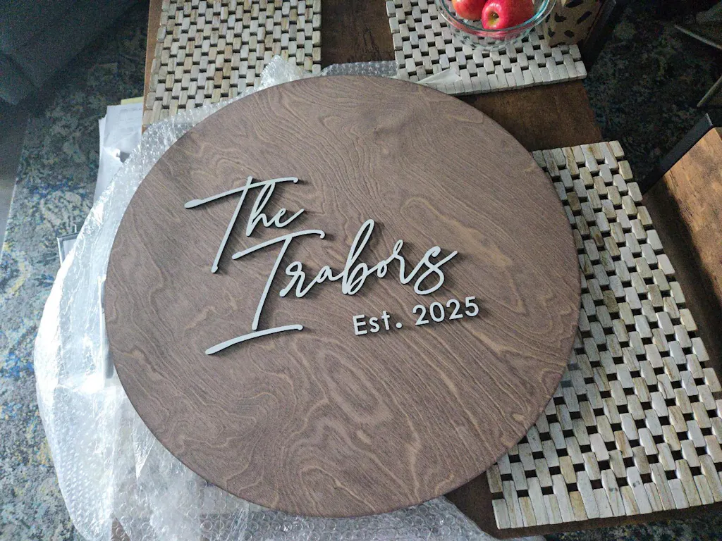 Personalized Wedding Guestbook Alternative - Round Wooden Wedding Sign