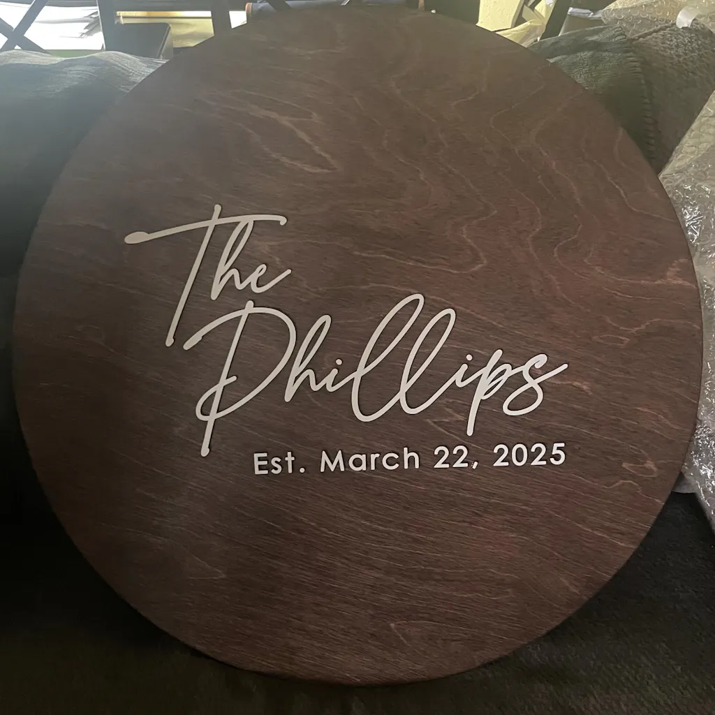 Personalized Wedding Guestbook Alternative - Round Wooden Wedding Sign