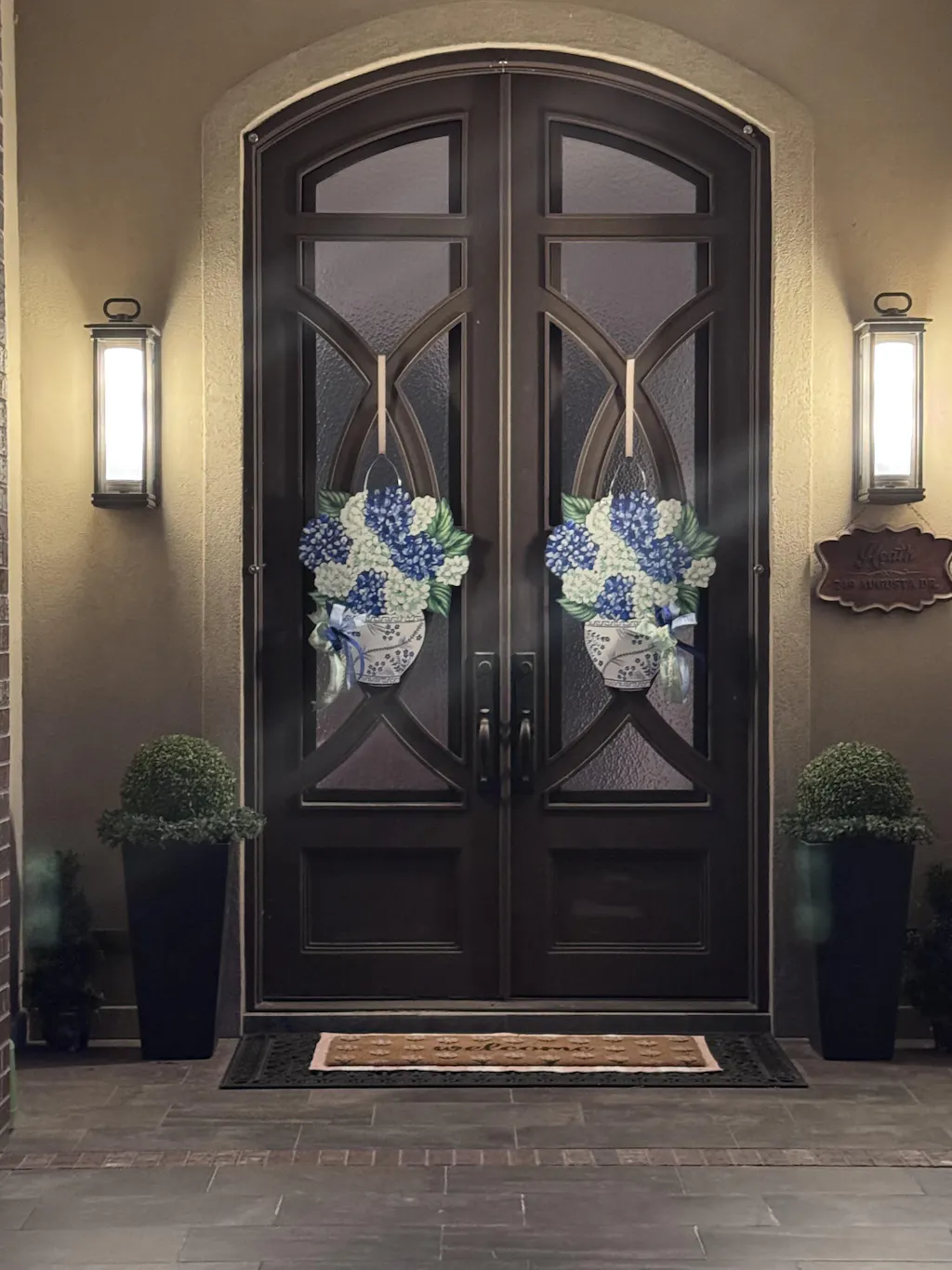Ginger Jar with Hydrangeas - Door Hanger (UV Printed Only)