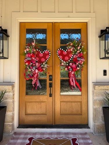 Funky Heart INITIAL Valentine Wreath - 24