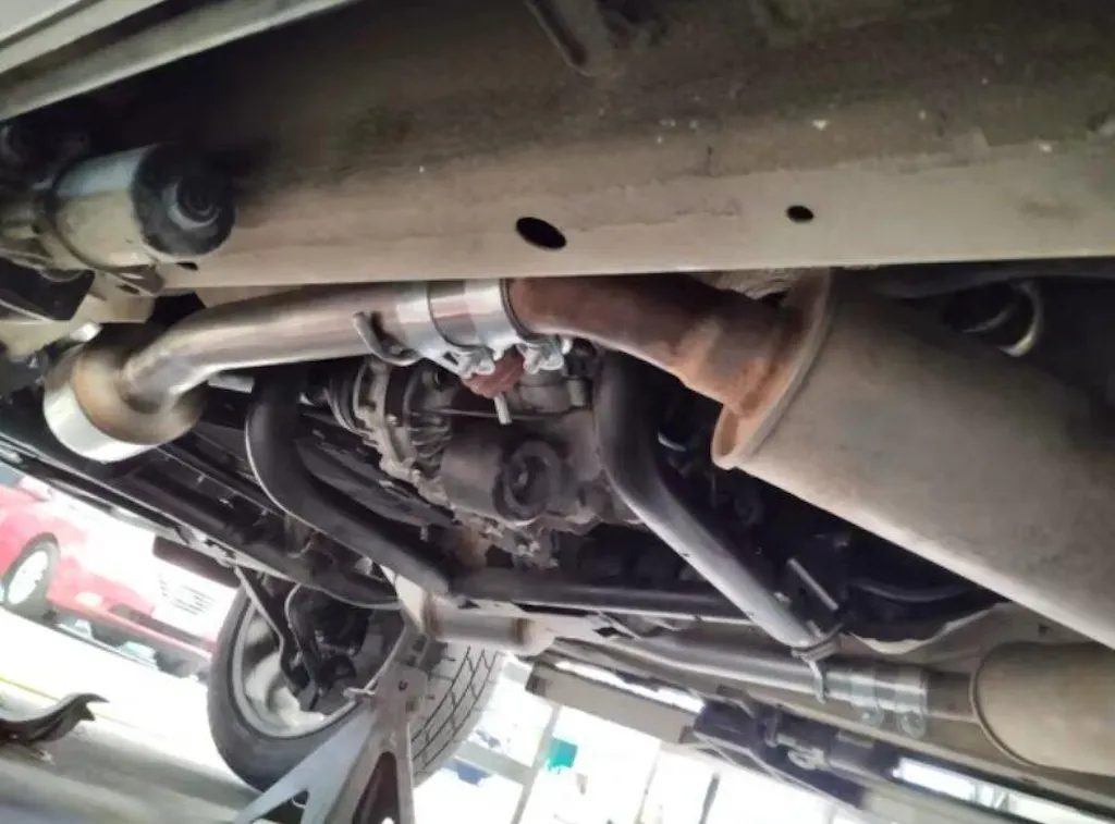 Jeep 2007-2009 Wrangler 3.8L Catalytic Converter Y Pipe