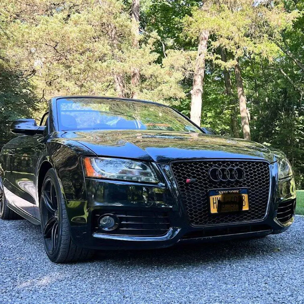 RS4 Style Gloss Black Honeycomb Grille for 2016-2019 Audi A4 A4 SLine S4 B9 Front Bumper Mesh Grill