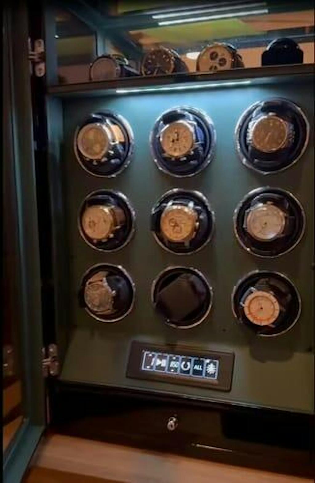 Remontoir - Vert Souverain™ Série 9