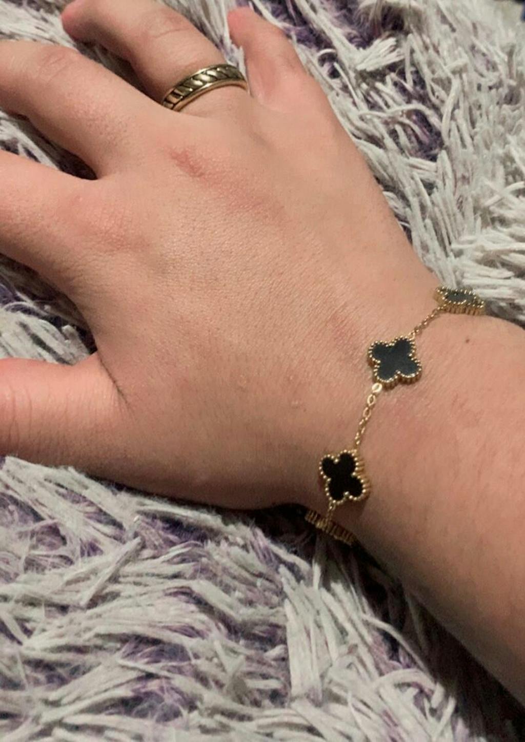 BRAZALETE CLOVER - GOLD ONIX