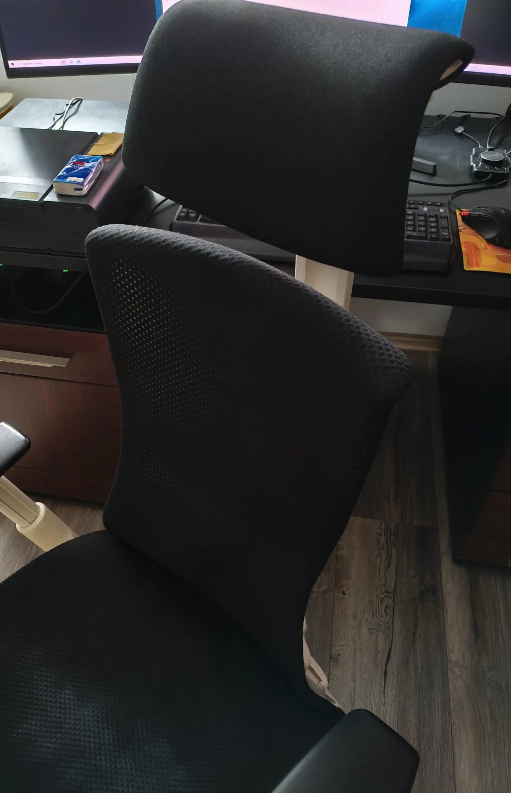 Headrest for Embody Chair - Sync Fabric