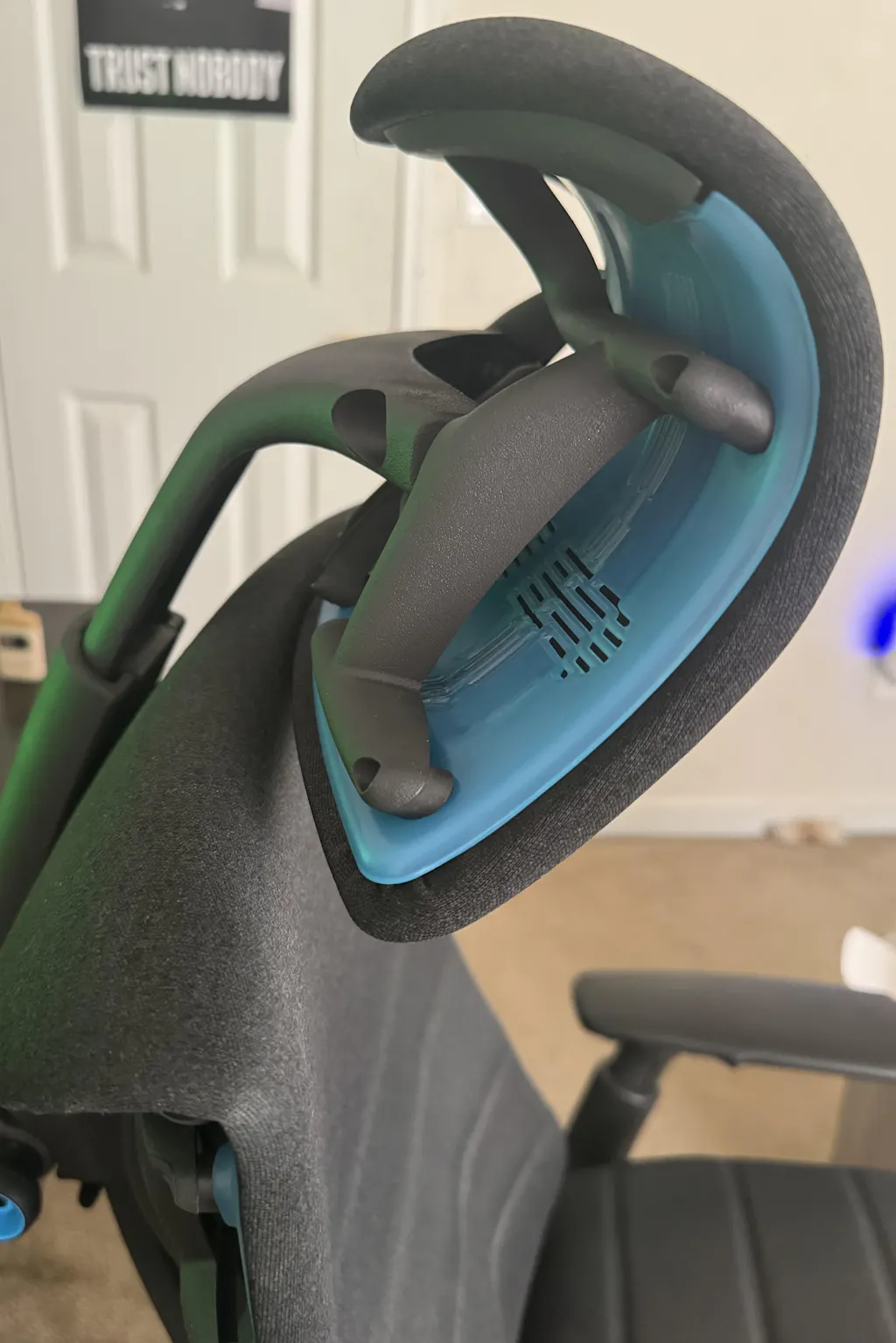 Atlas Headrest