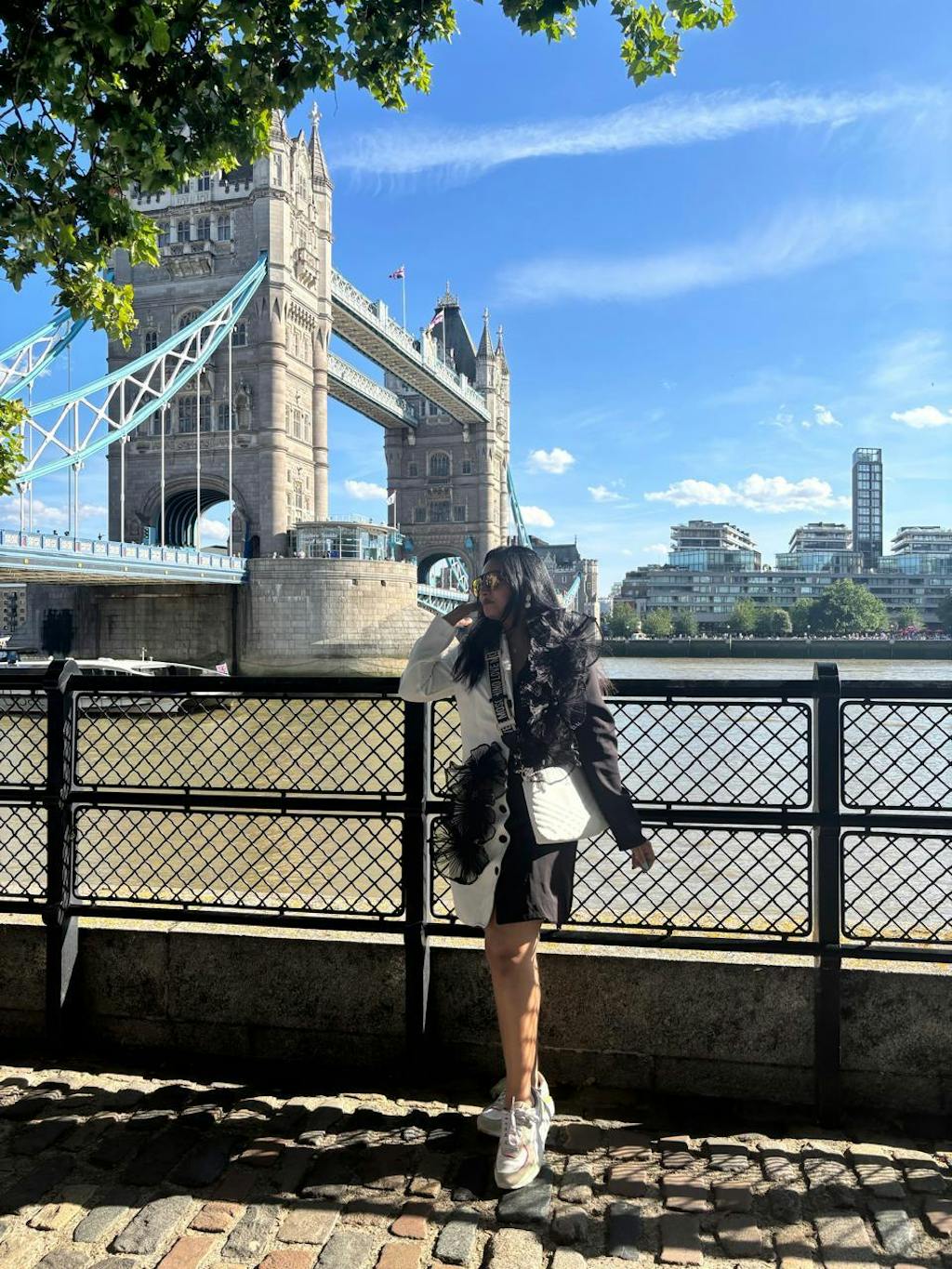 Corsage White & Black Blazer Dress