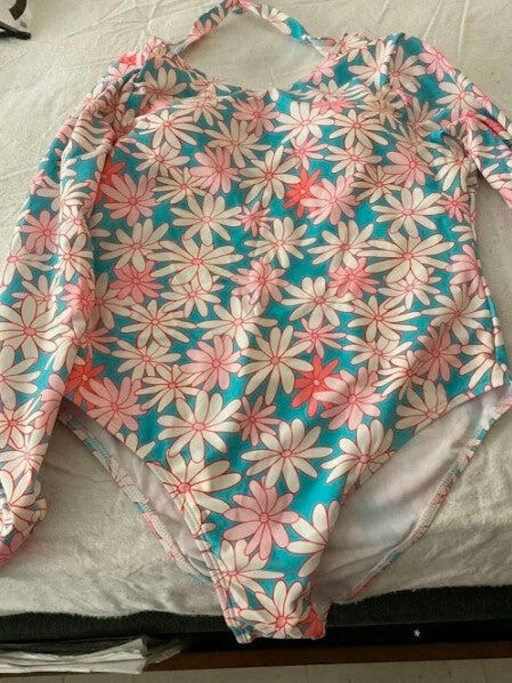 Clearance | Tied Backless Daisy Print Long Sleeve UPF50+ Rash Guard ...