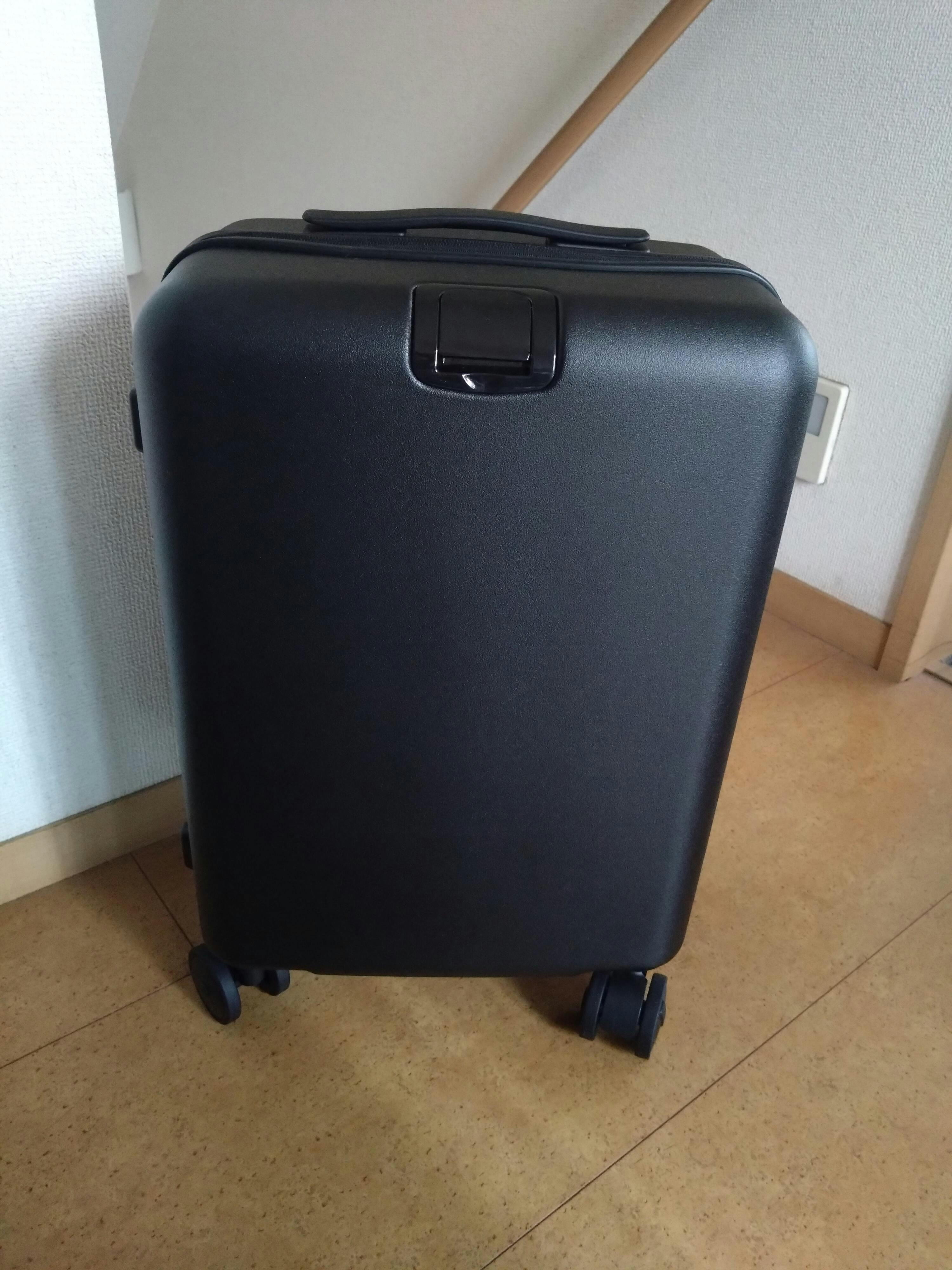 Essential Luxe Suitcase(Black) (sku: ACTRA1913) | aucentic