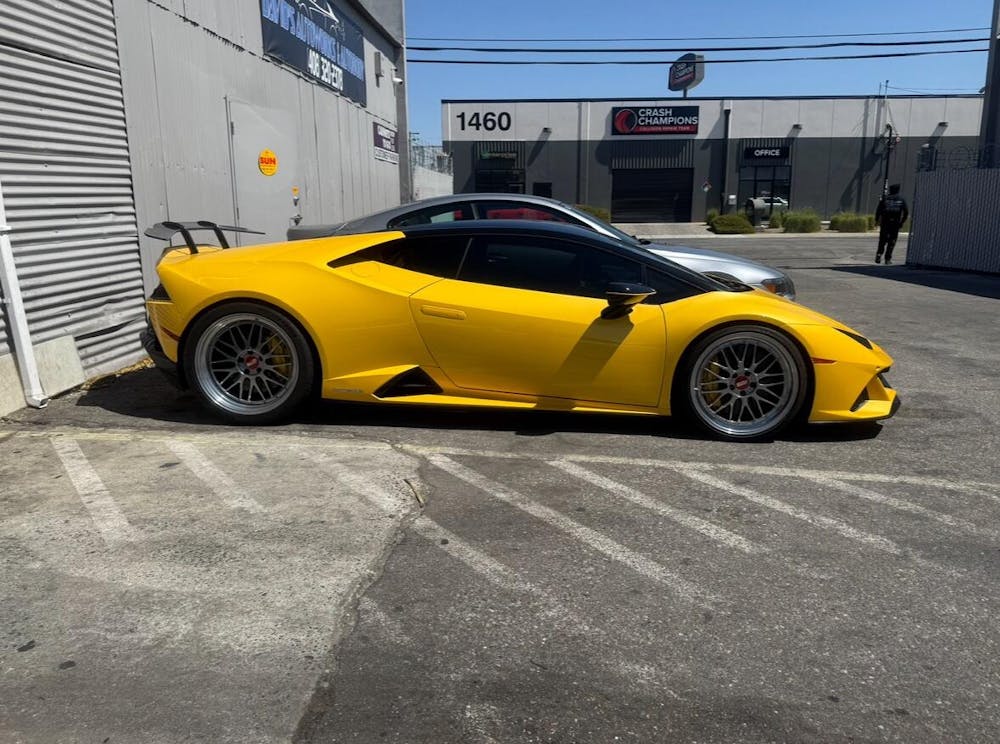 Lamborghini Huracan Evo – Carbon Fiber Wing