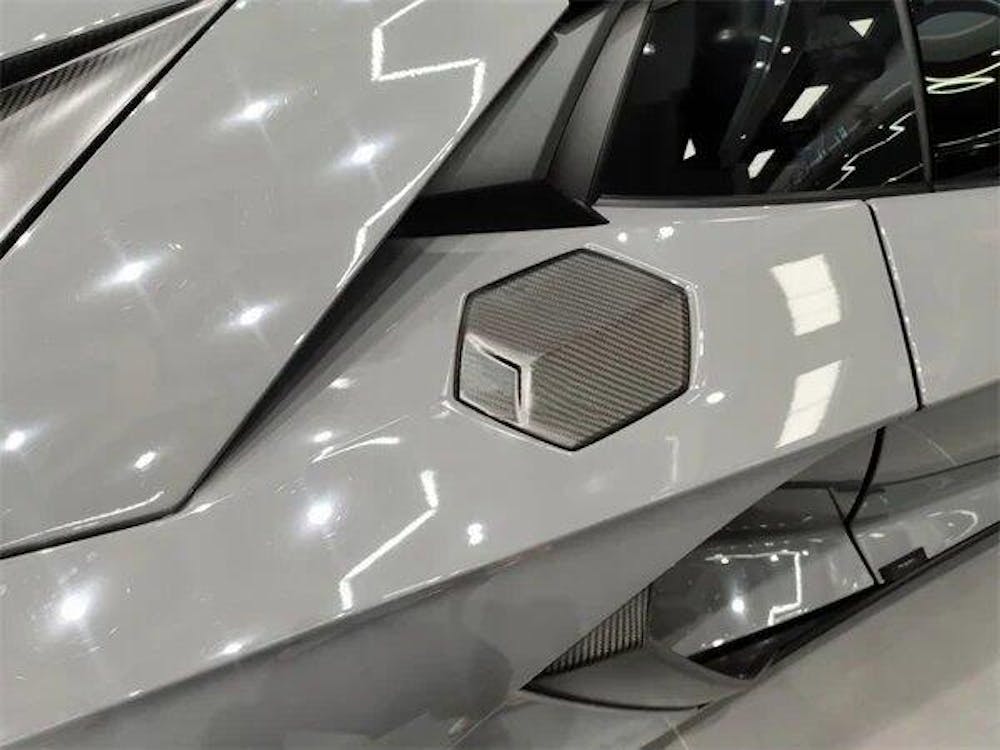 Lamborghini Aventador LP700 - Dry Carbon Fiber Fuel Tank Cap Cover