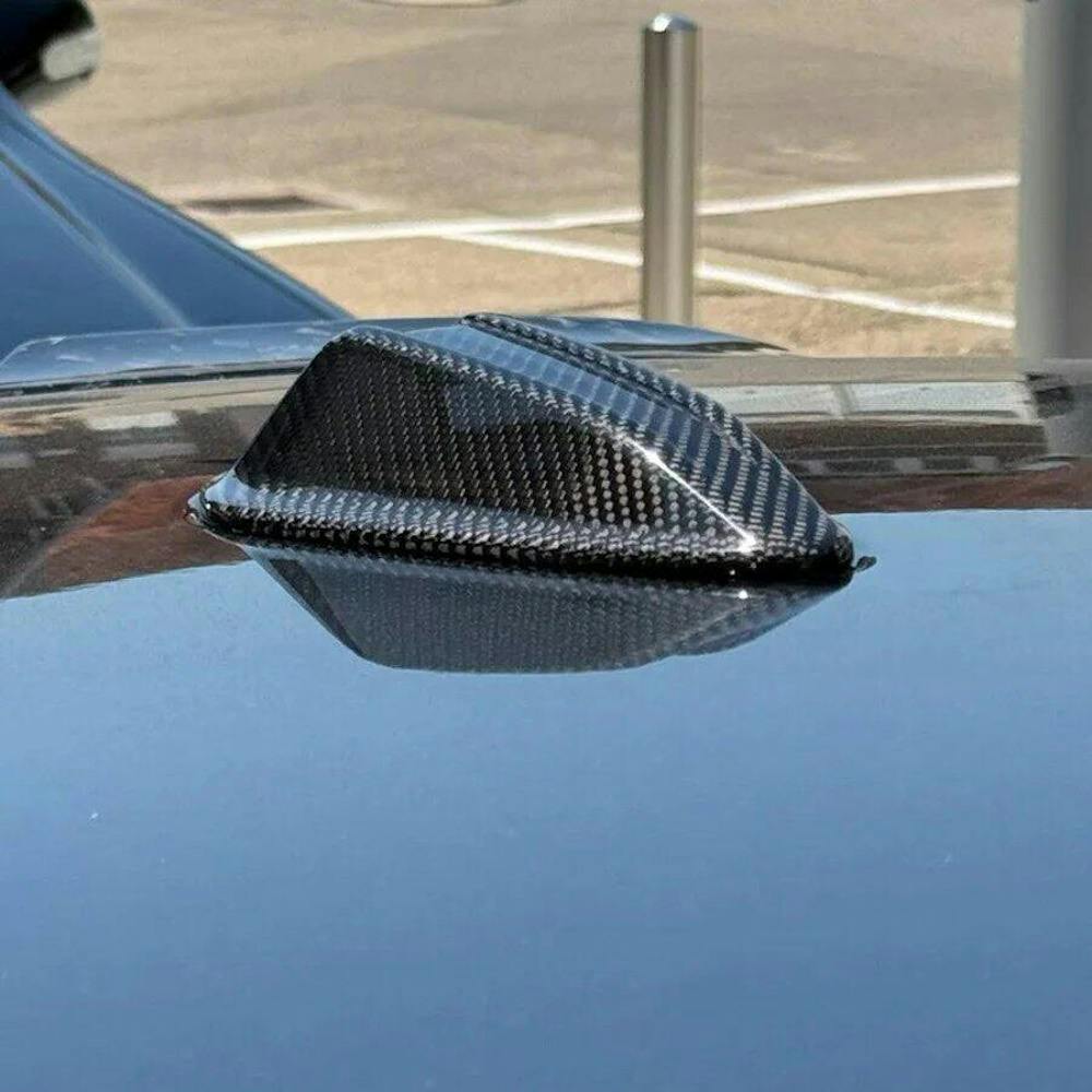 BMW G20/G22/G28/G87 Carbon Fiber Antenna Cover