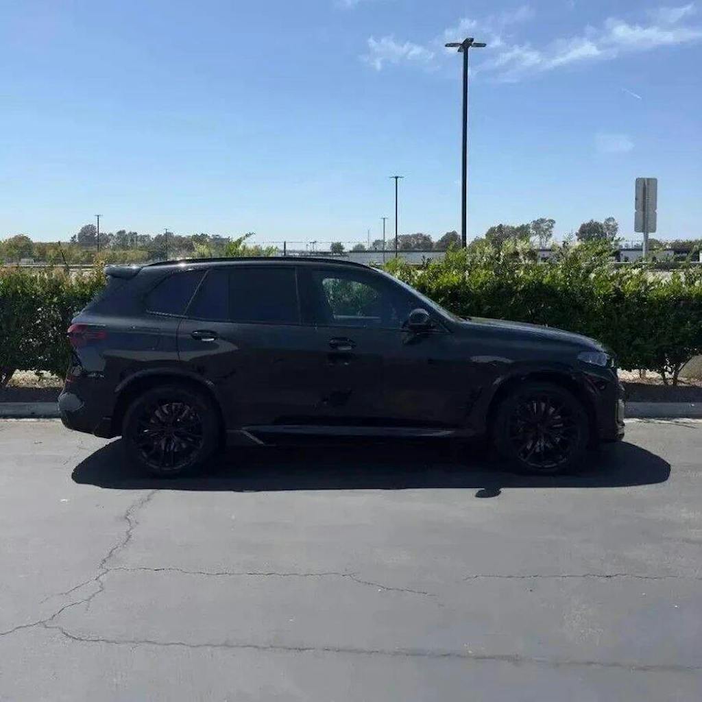 BMW X5 G05 LCI M Sport – Gloss Black Aero Kit