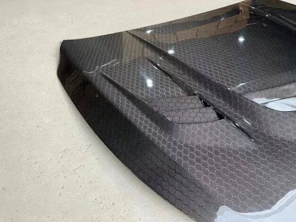 Infiniti Q60 / Q60S CV37 – Carbon Fiber Front Engine Vented Hood