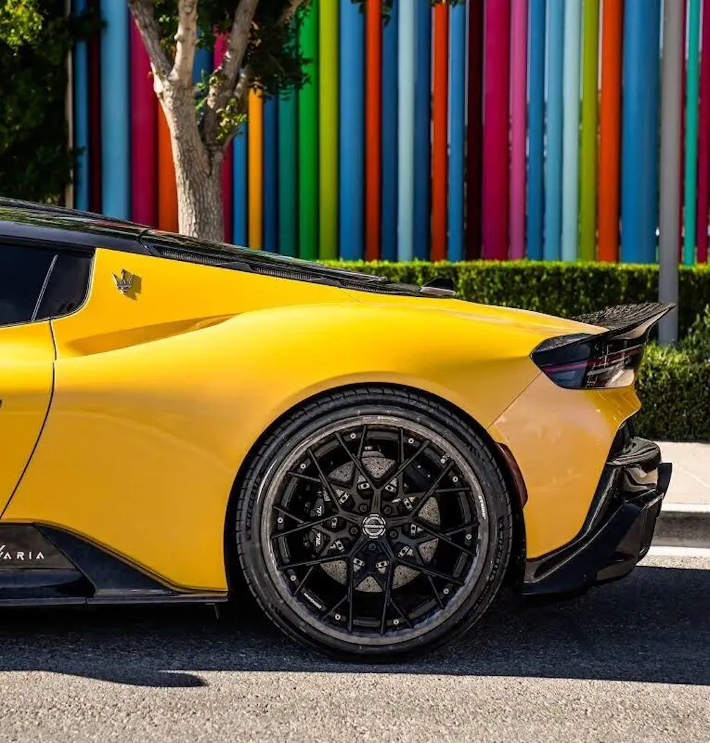 Maserati MC20 – Carbon Fiber Spoiler