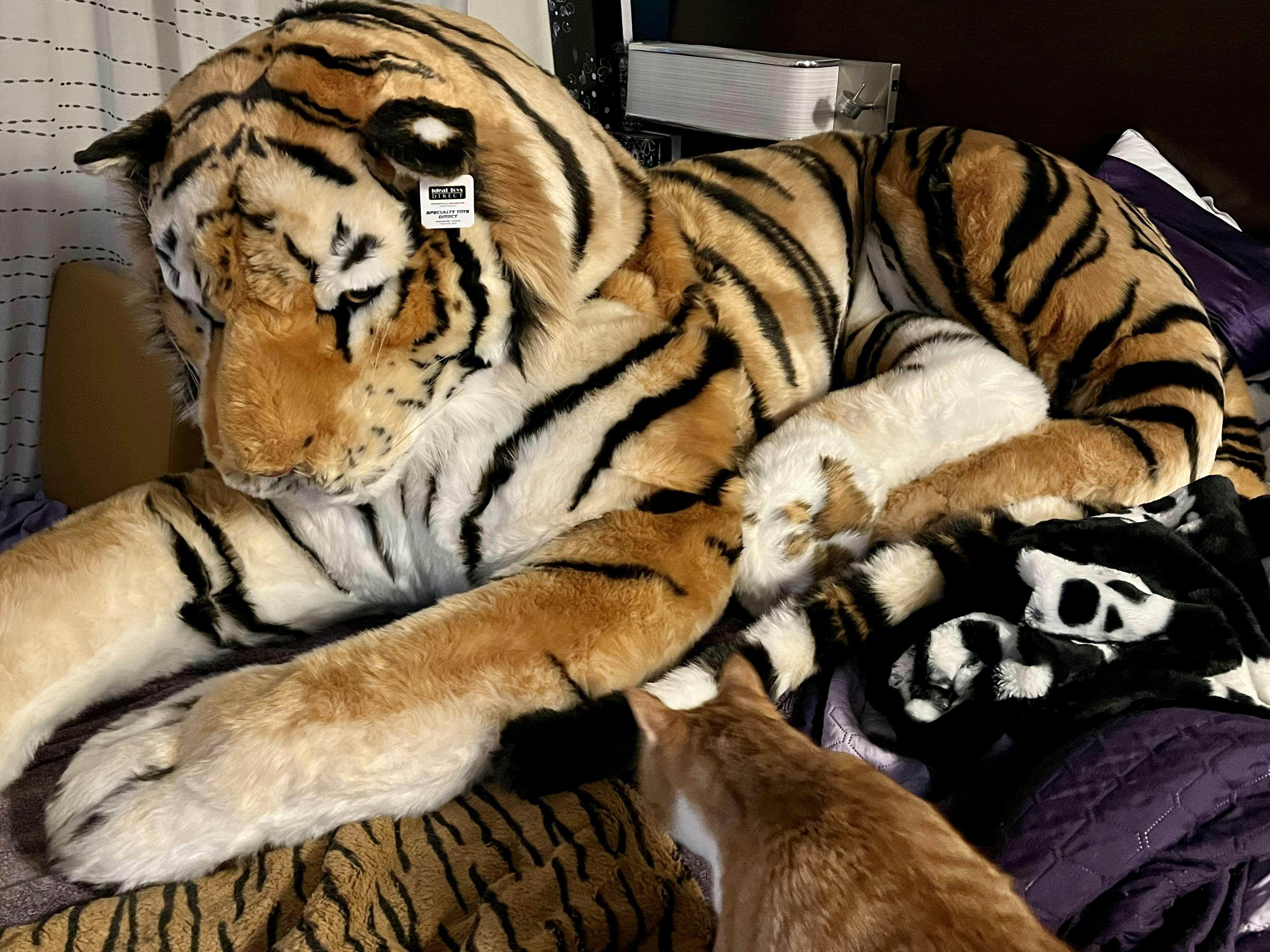 Lifesize Plush Bengal Tiger – Aurora Plasma Design