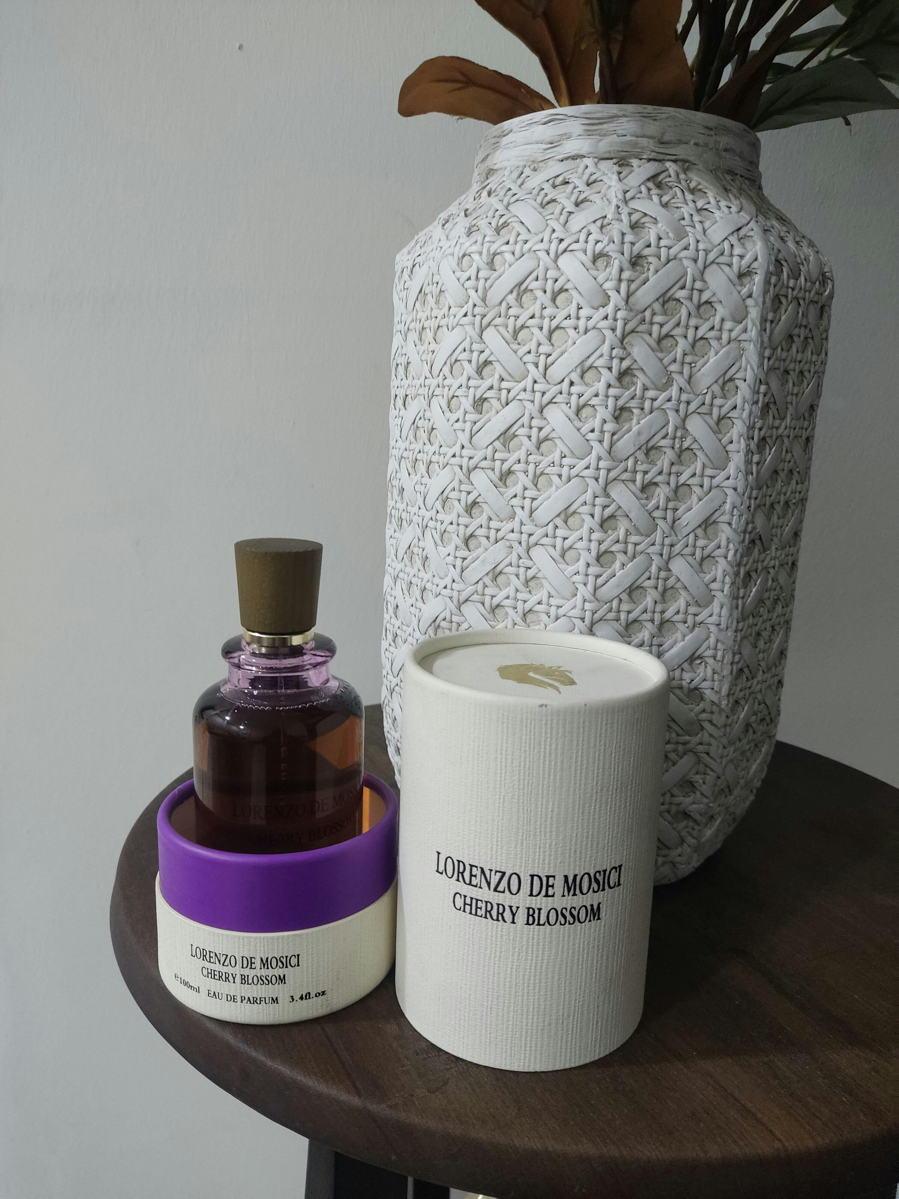 Cherry Blossom by Lorenzo De Mosici - A Sparkling Floral Fruity