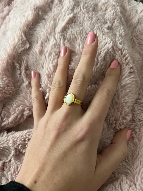 Beatrice Oval Mother Of Pearl Ring