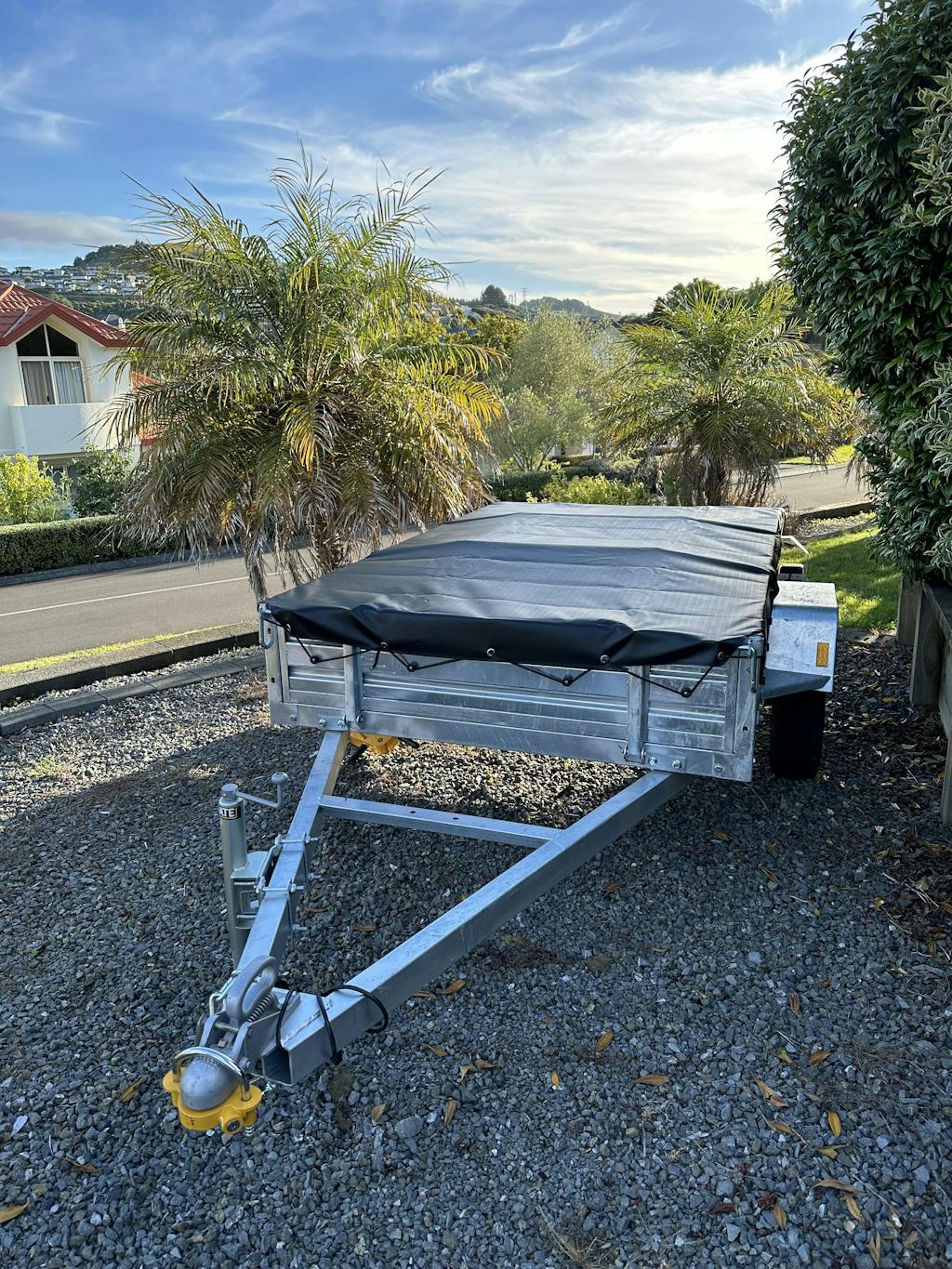 Universal Rope Box Trailer Tonneau Cover To Fit 7' x 4' Box Trailers