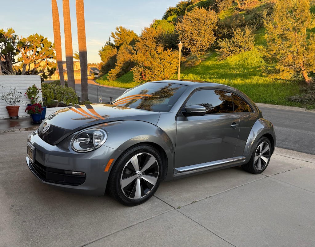 2013 Volkswagen Beetle 18" OEM Wheel Rim W69930MB