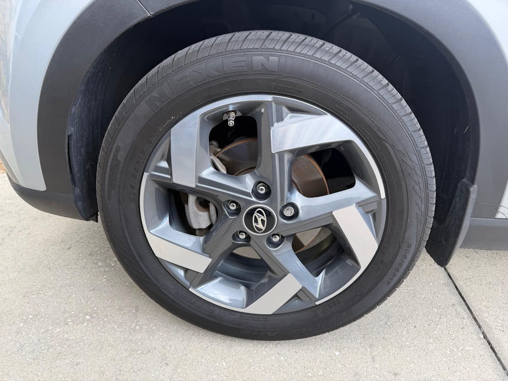 2023 Hyundai Venue 17" OEM Wheel Rim W70980MC