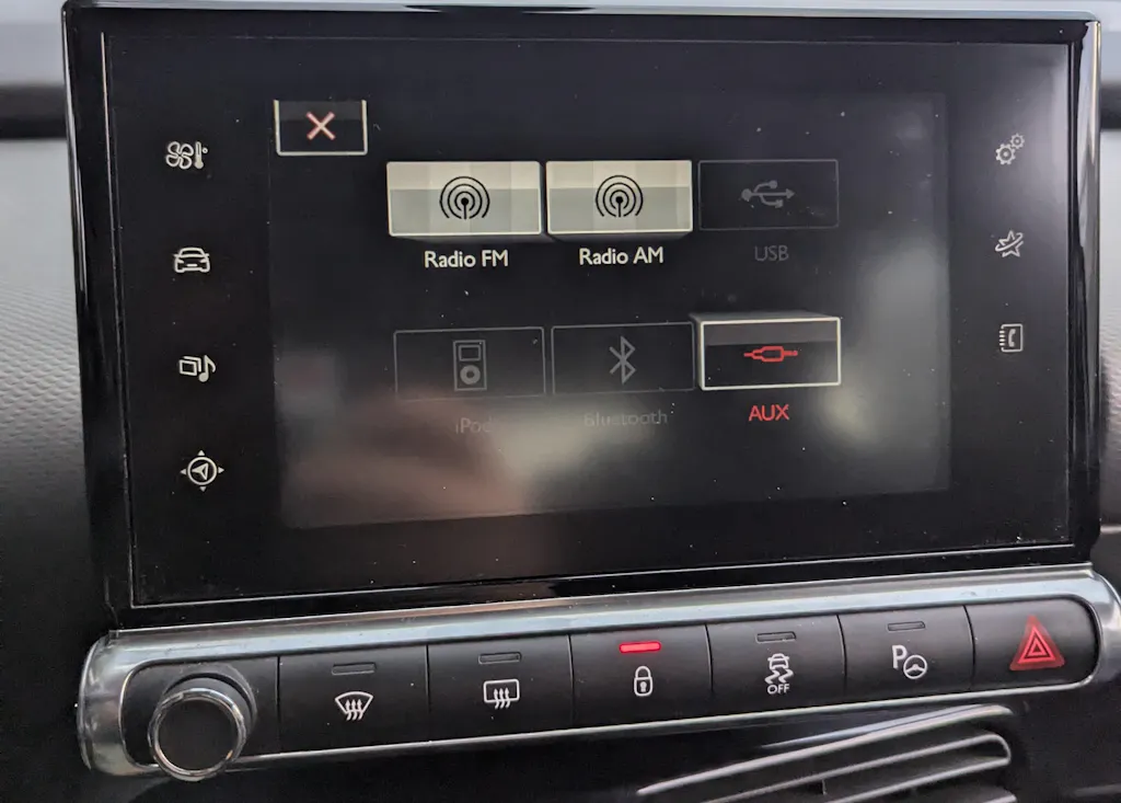 Peugeot / Citroen Wireless Apple CarPlay Android Auto Integration Kit main image 1
