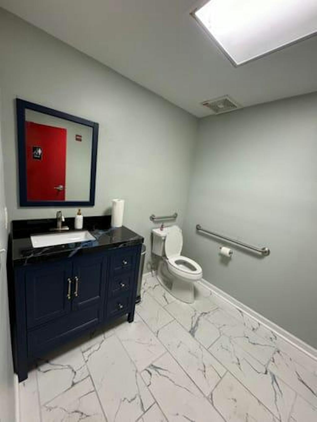 36 Inch Navy Blue Selena Bathroom Vanity with Countertop