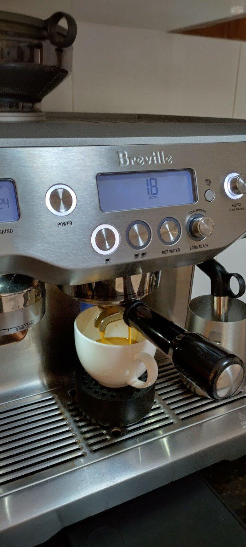 Breville Oracle Coffee Machine (Refurbished) Average Joe's Coffee