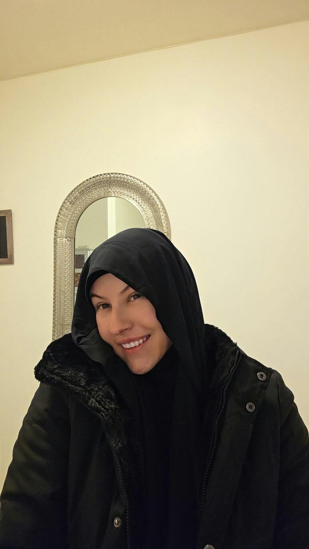 Khimar Butterfly pointu