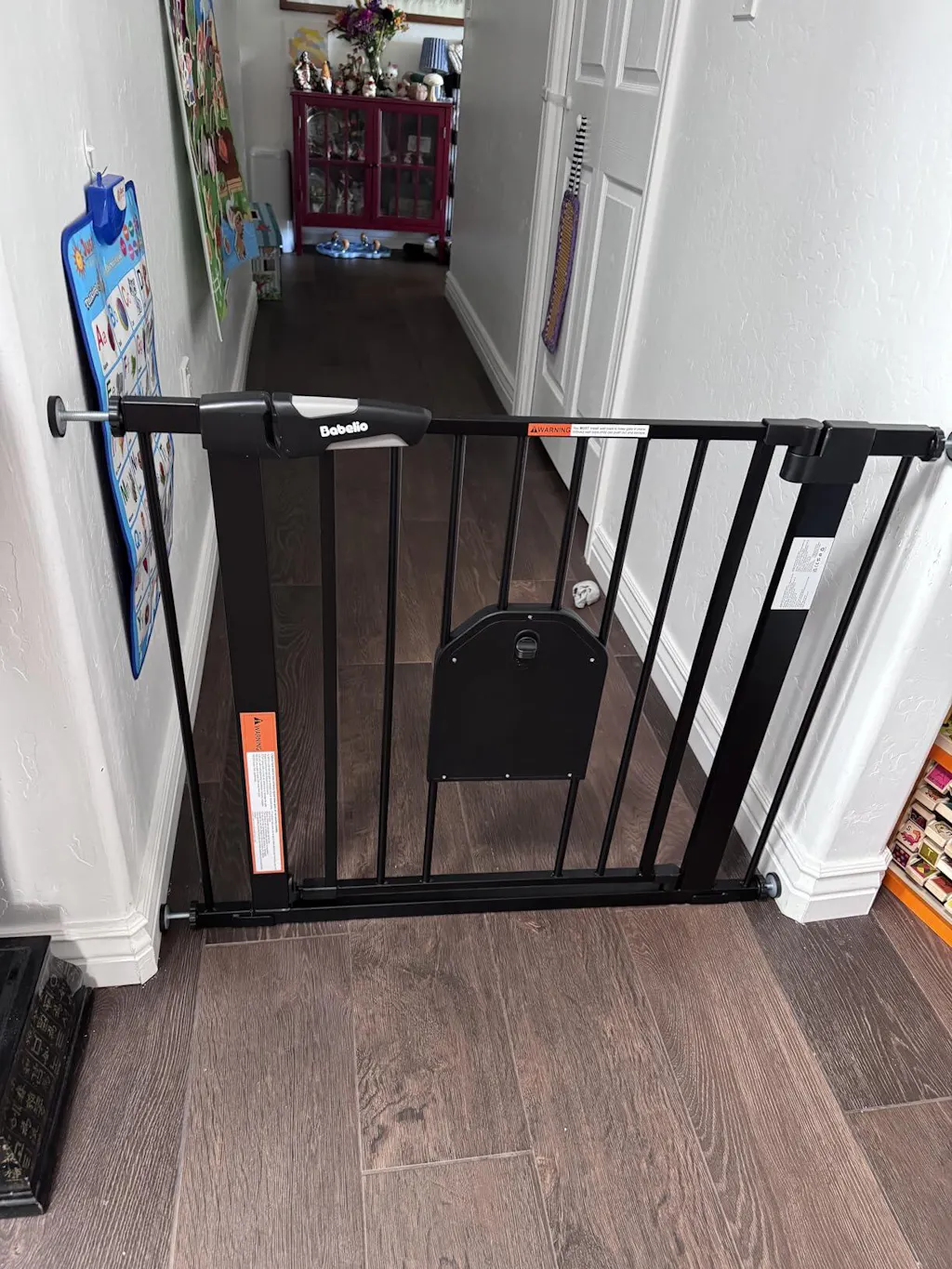 CatPrivilege A7 | Adjustable Safety Gate with Lockable Pet Door