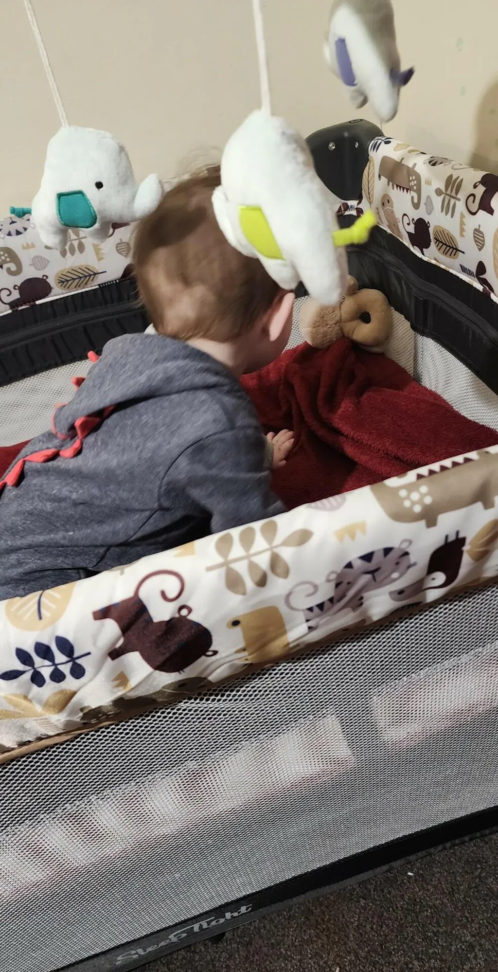 Sleep Tight Portacot with and Change Tray KHAKI (Animals