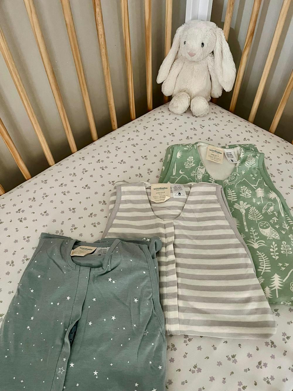 *BUY 1 GET 1 FREE* Woolbabe 3-Seasons Front Zip Sleeping Bag  - PEBBLE