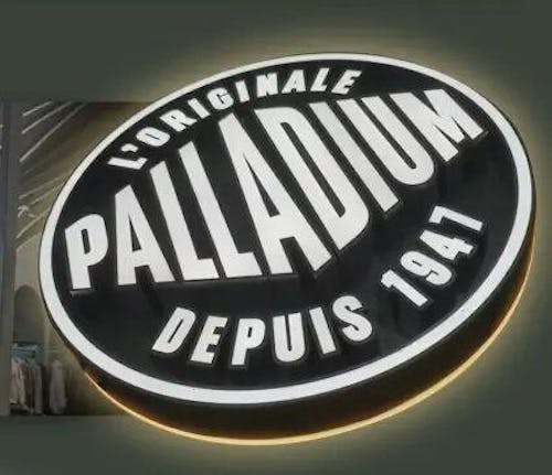 Laser Cut Metal Sign Customized Light Box Sign 3D LED Sign Light Up Bar Sign Cafe Boutique Shop Sign Blade Sign Rounded Lightbox Logo