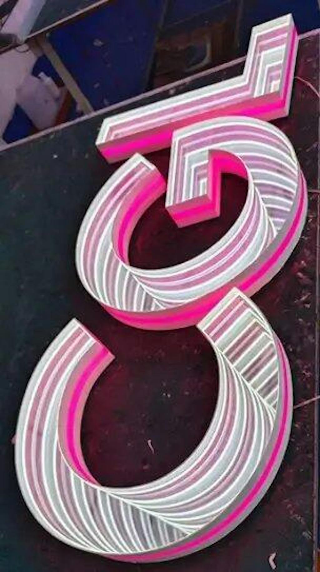 Infinity Mirror 3D LED Sign | Customizable Channel Letters & Neon Mirror Signs for Retail Shops or Events