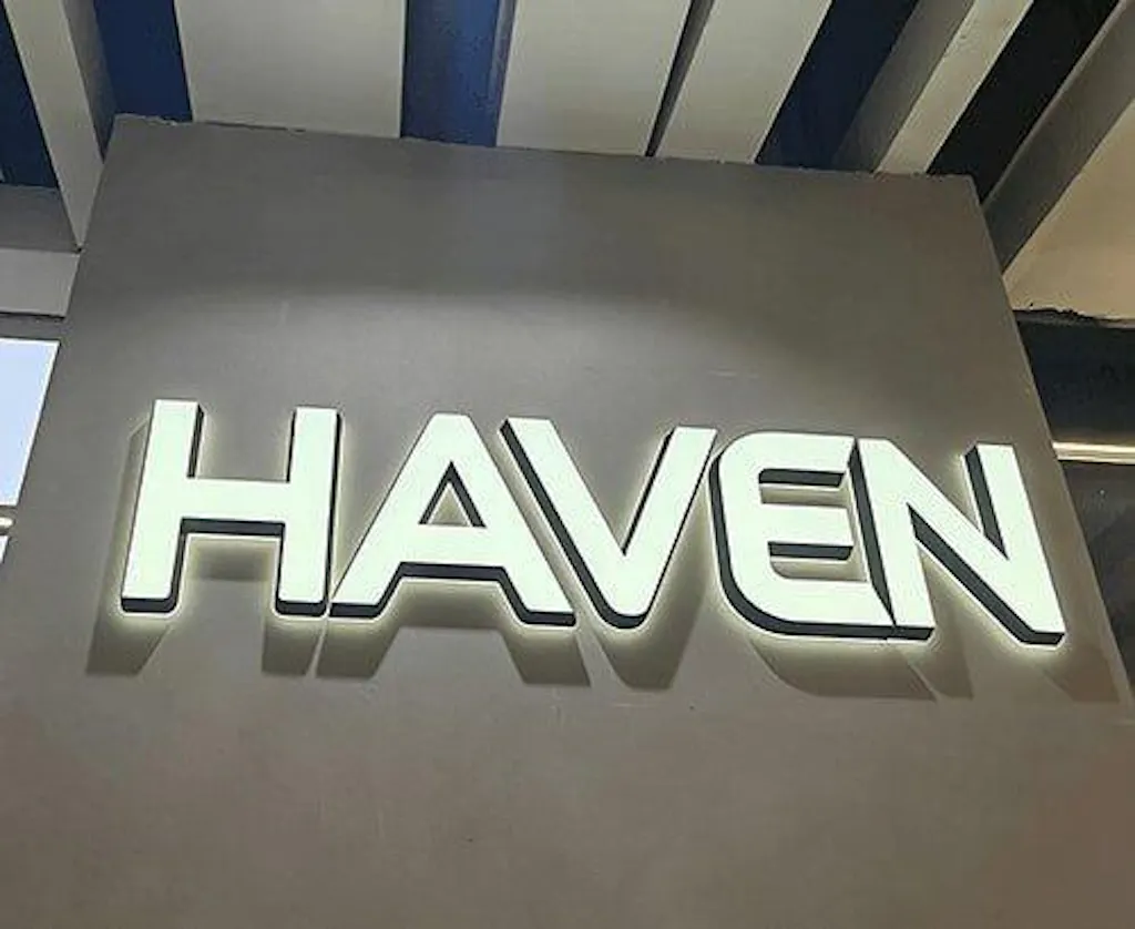 Custom Plexiglass Sign Illuminated Acrylic Letters Front Lit & Backlit LED Advertisigng Signage for Business Light Up Signs