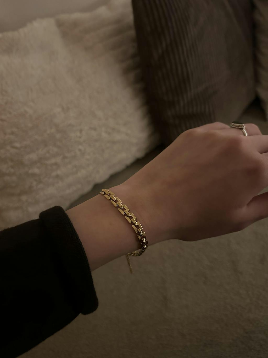 Gold Shell Bracelet