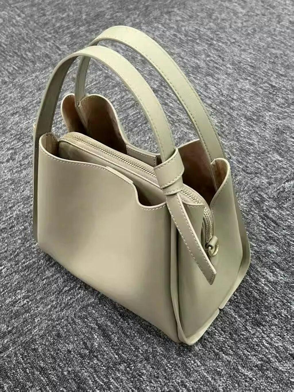 Grace Bucket Bag
