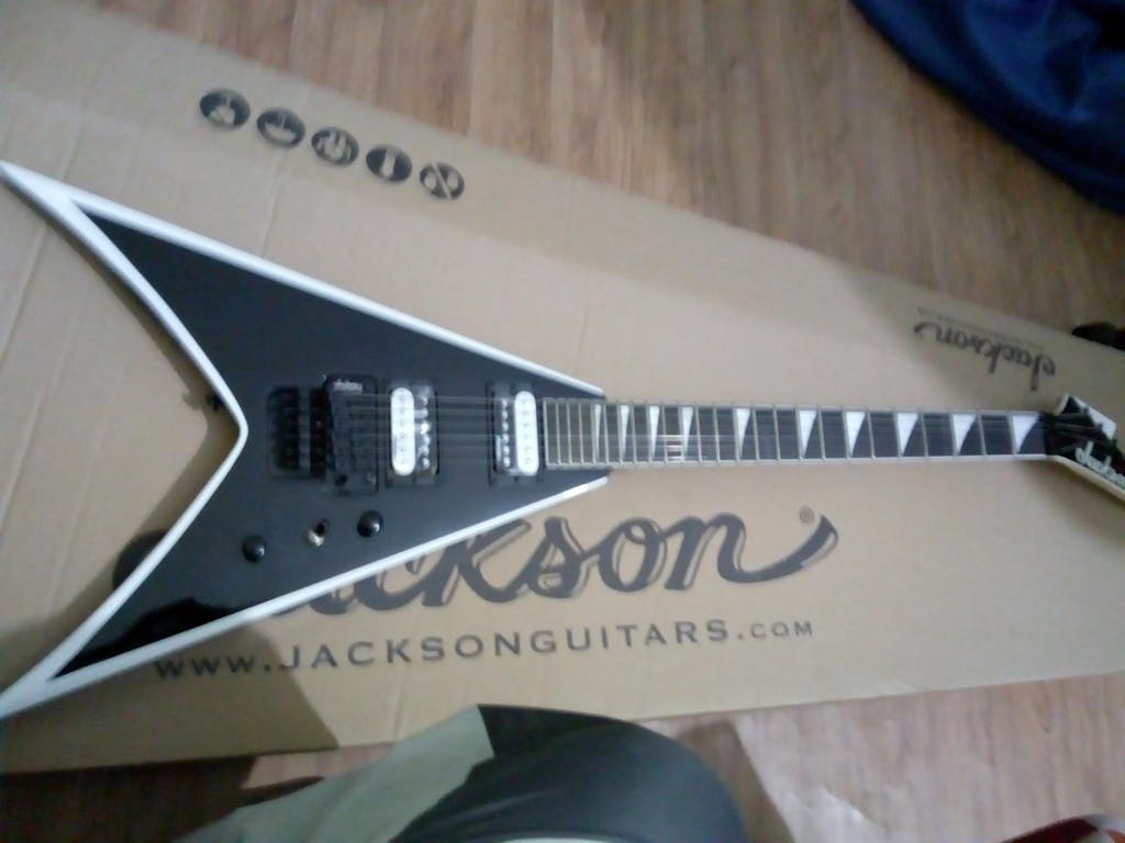Buy Jackson Js32 King V Flying V Electric Guitar Online Bajaao 6649