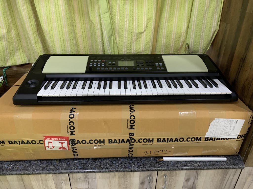 Buy EK50 61Key Entertainer Arranger Keyboard Online Bajaao