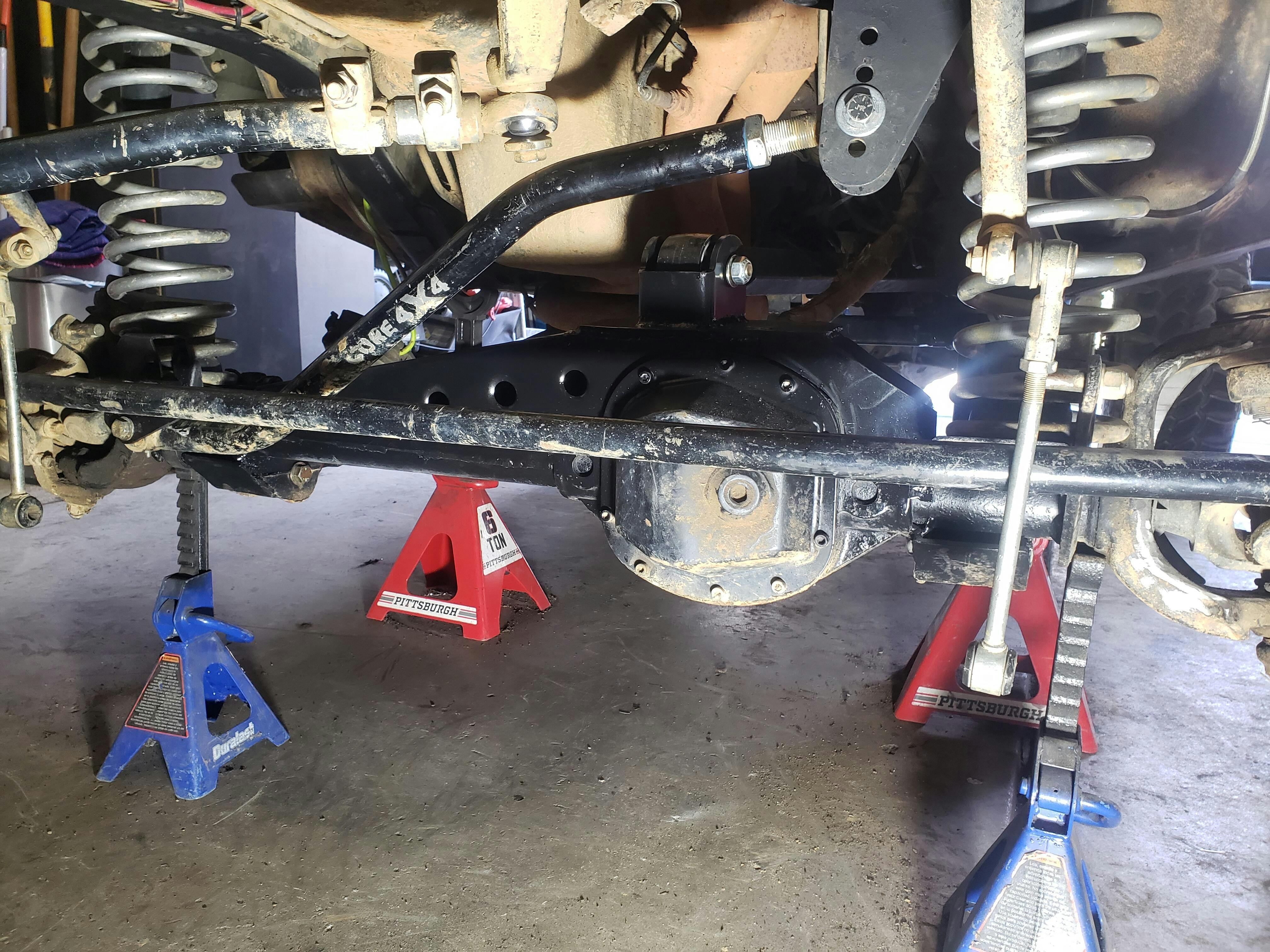 Front Dana 30 Truss For XJ – Ballistic Fabrication