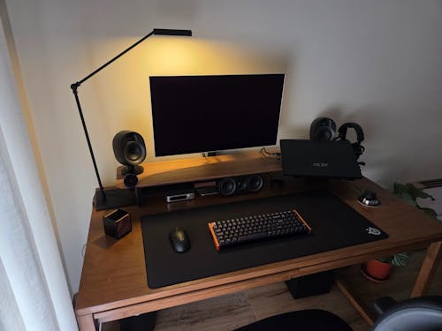 Setup Cockpit Monitorständer Large - Massivholz